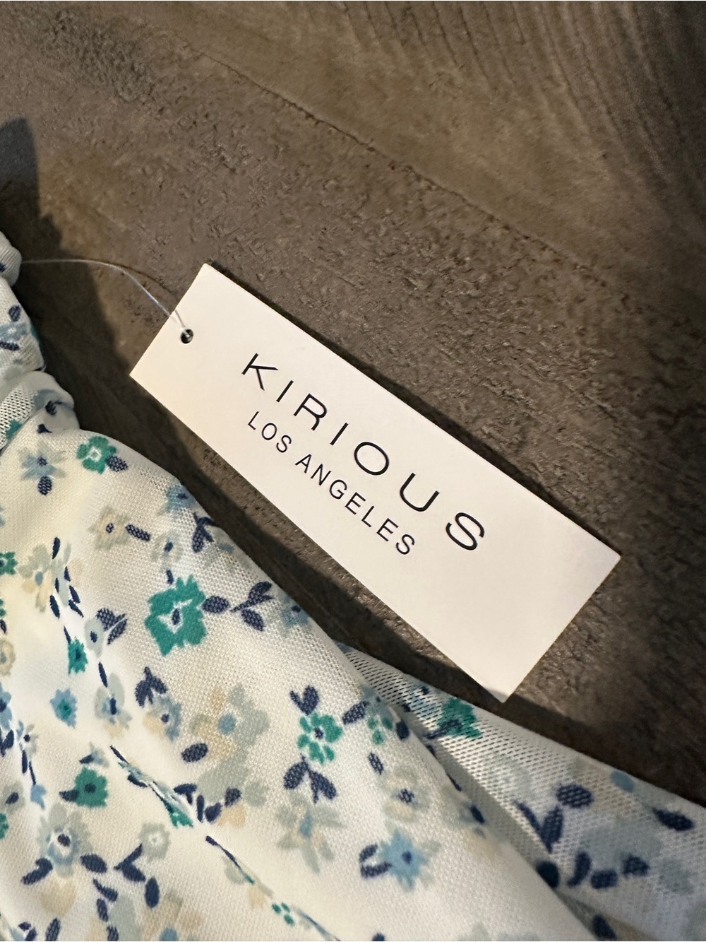 NWT Kirious Los Angeles Women’s White Floral Ruched Ruffle Mini Dress XL - Picture 4 of 11